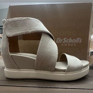 NWT Dr Scholl’s Sandals